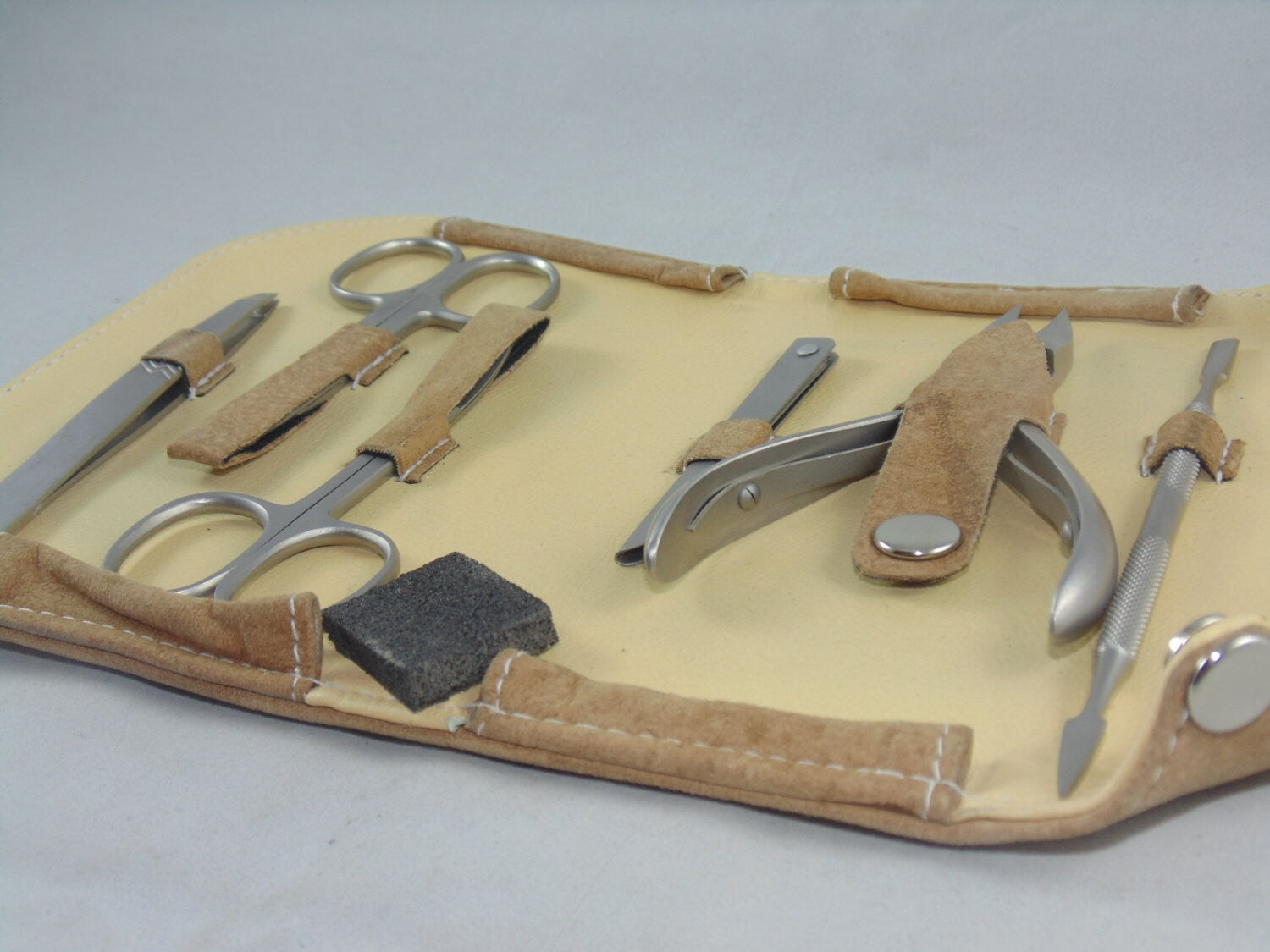 Mens Grooming Kit