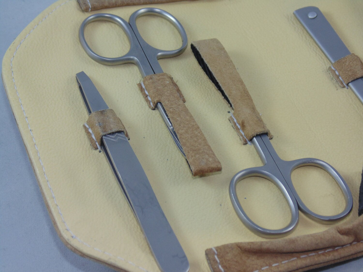 Mens Grooming Kit